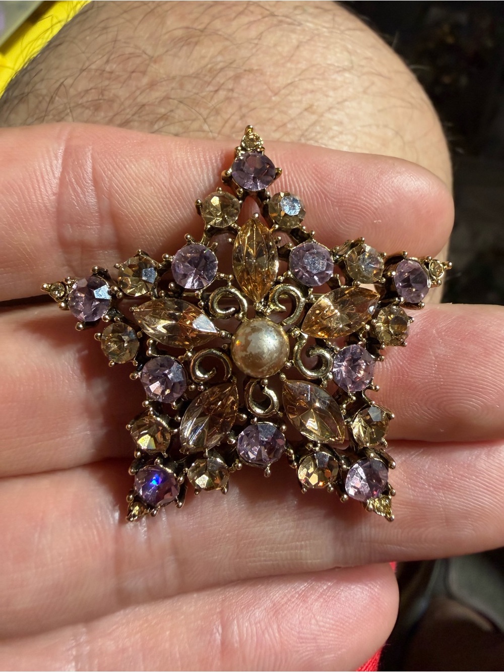Vintage R.J. Graziano Gold Tone Starburst Rhinestone Brooch